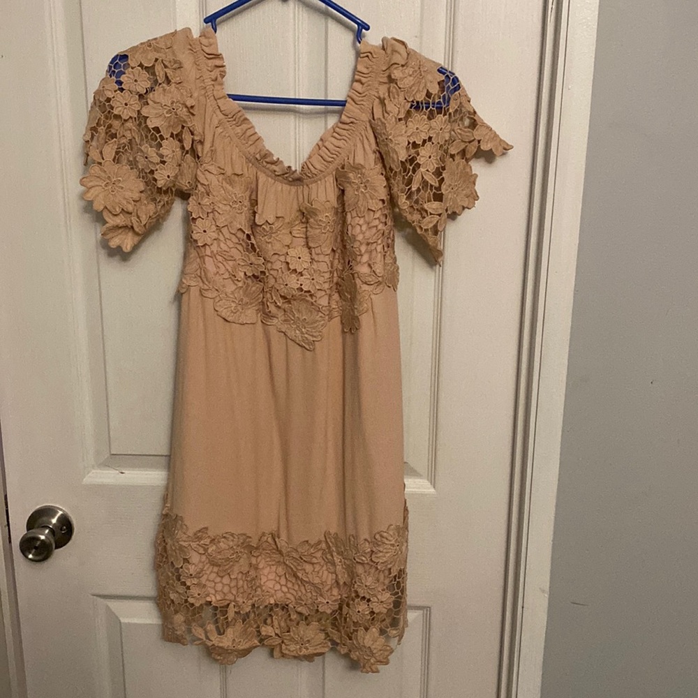Women’s dress